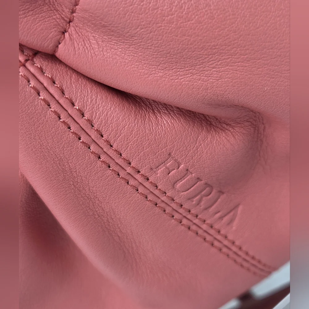 Furla Leather Shoulder Bag In Salmon